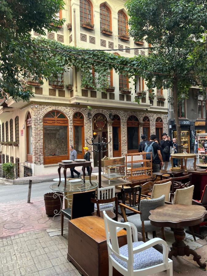 이스탄불 Centrally Located, 2+1 House In Taksim, Cihangir 아파트 외부 사진