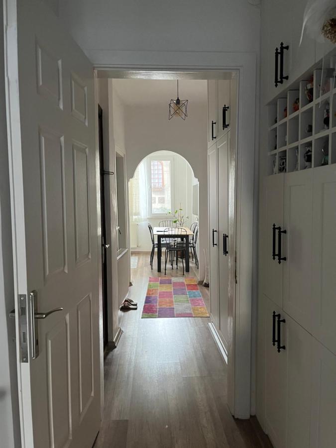 이스탄불 Centrally Located, 2+1 House In Taksim, Cihangir 아파트 외부 사진