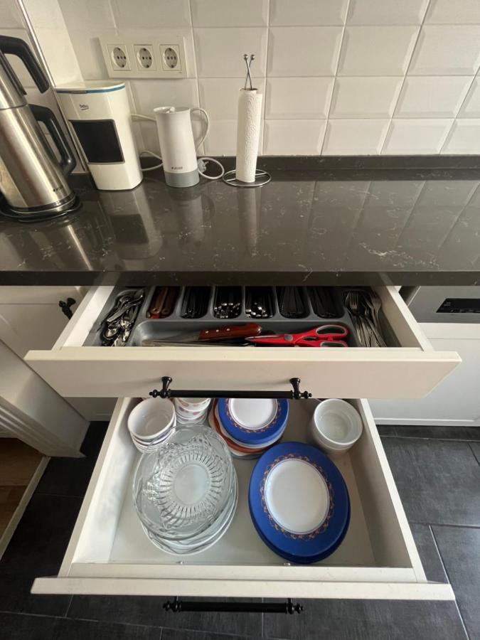 이스탄불 Centrally Located, 2+1 House In Taksim, Cihangir 아파트 외부 사진