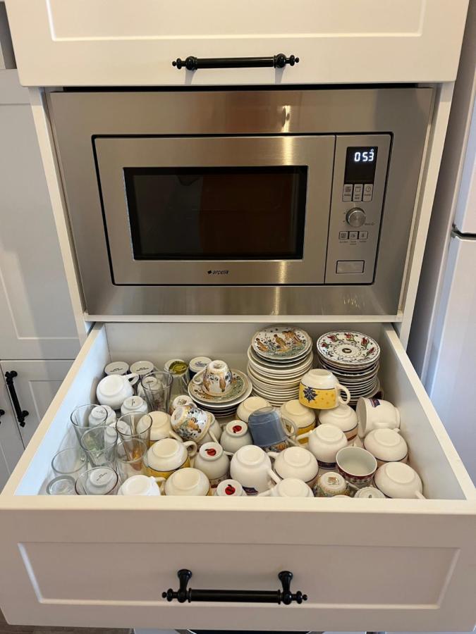 이스탄불 Centrally Located, 2+1 House In Taksim, Cihangir 아파트 외부 사진