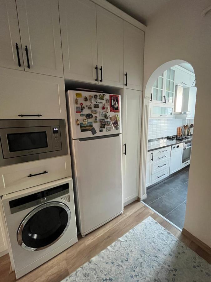 이스탄불 Centrally Located, 2+1 House In Taksim, Cihangir 아파트 외부 사진