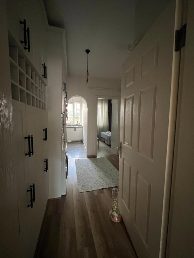 이스탄불 Centrally Located, 2+1 House In Taksim, Cihangir 아파트 외부 사진