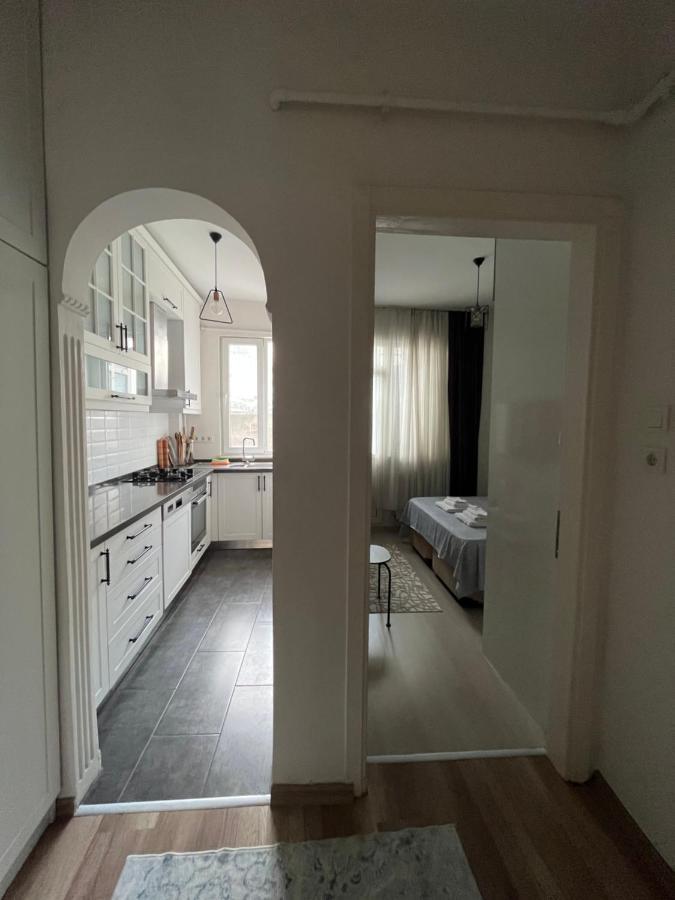 이스탄불 Centrally Located, 2+1 House In Taksim, Cihangir 아파트 외부 사진