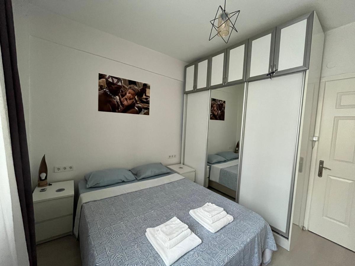 이스탄불 Centrally Located, 2+1 House In Taksim, Cihangir 아파트 외부 사진